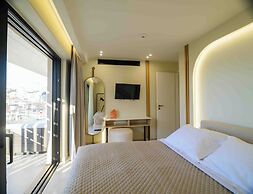Thea Acropolis Suites & Apartments