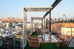 Thea Acropolis Suites & Apartments