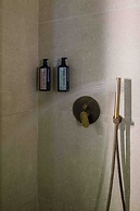 Thea Acropolis Suites & Apartments
