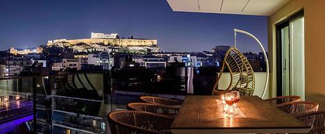 Thea Acropolis Suites & Apartments