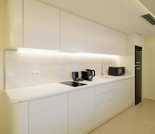 Thea Acropolis Suites & Apartments