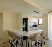 Thea Acropolis Suites & Apartments
