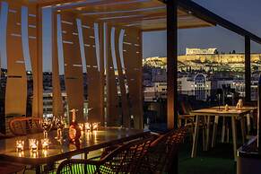 Thea Acropolis Suites & Apartments
