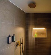 Thea Acropolis Suites & Apartments