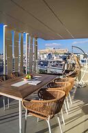 Thea Acropolis Suites & Apartments