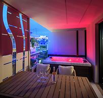 Thea Acropolis Suites & Apartments