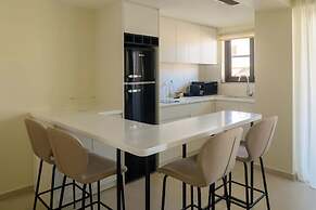 Thea Acropolis Suites & Apartments