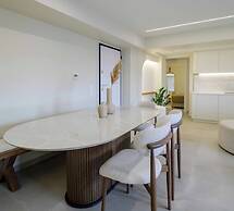 Thea Acropolis Suites & Apartments
