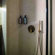 Thea Acropolis Suites & Apartments