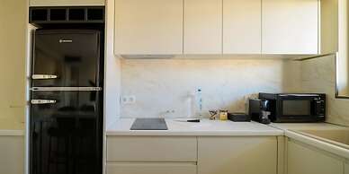 Thea Acropolis Suites & Apartments