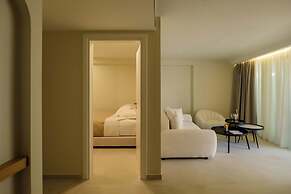 Thea Acropolis Suites & Apartments