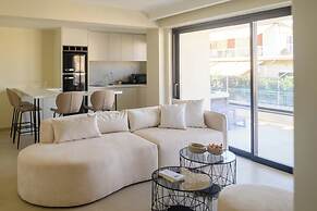 Thea Acropolis Suites & Apartments