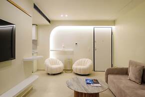 Thea Acropolis Suites & Apartments
