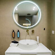 Thea Acropolis Suites & Apartments