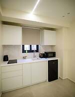 Thea Acropolis Suites & Apartments