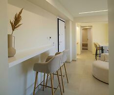 Thea Acropolis Suites & Apartments