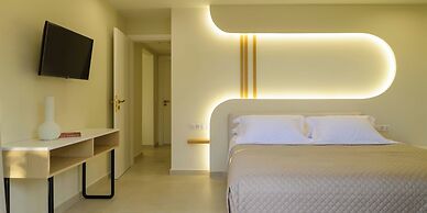 Thea Acropolis Suites & Apartments