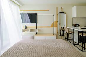 Thea Acropolis Suites & Apartments