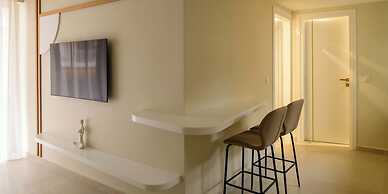 Thea Acropolis Suites & Apartments