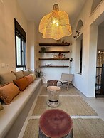 Stylish Patio Duplex by Sea N' Rent