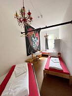 Homeplanet Hostel