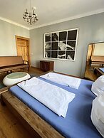 Homeplanet Hostel