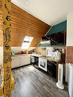 Homeplanet Hostel