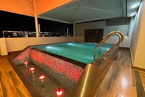 Hotel Benchmark Prime