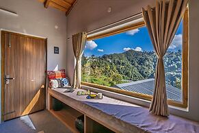 LiveAway Mukteshwar by PACK