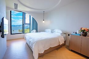 Dali Canghai Xueyue Seaview Hotel