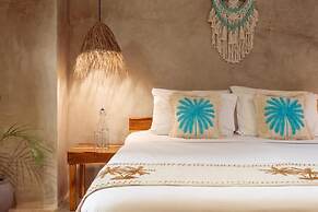 THE GARTEN LIVING HOTEL