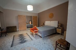 Casa Manbrù by Studio Vita