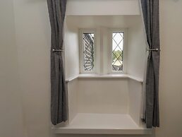 11 Hollin Well Cottage
