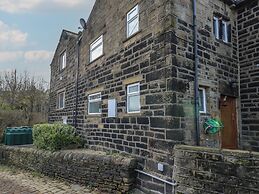 11 Hollin Well Cottage