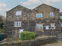 11 Hollin Well Cottage