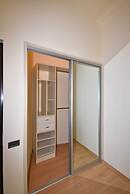 Spacious Apartment by Luxe Group TT606