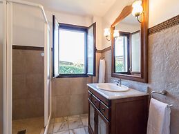 Family-friendly Stay With Pool Access
