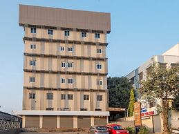 Palette Hotel Pune, Midc Chinchwad