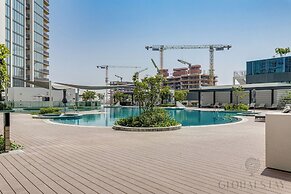 GLOBALSTAY. The Crest Tower C Apartments