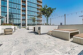GLOBALSTAY. The Crest Tower C Apartments