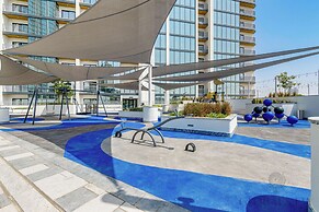 GLOBALSTAY. The Crest Tower C Apartments