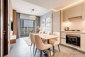 GLOBALSTAY. The Crest Tower C Apartments