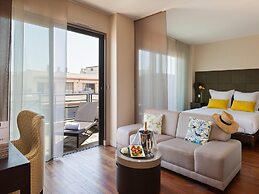 Honeymoon Suite in Cannes
