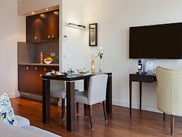 Honeymoon Suite in Cannes