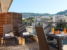 Honeymoon Suite in Cannes