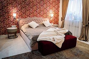 Leon Residence