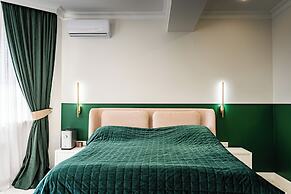 Leon Residence