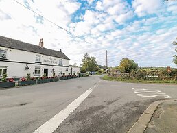 5 Belper Lane End