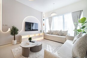 Grande Suites by Hostiva - Sea View
