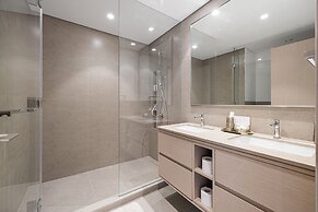 Grande Suites by Hostiva - Sea View